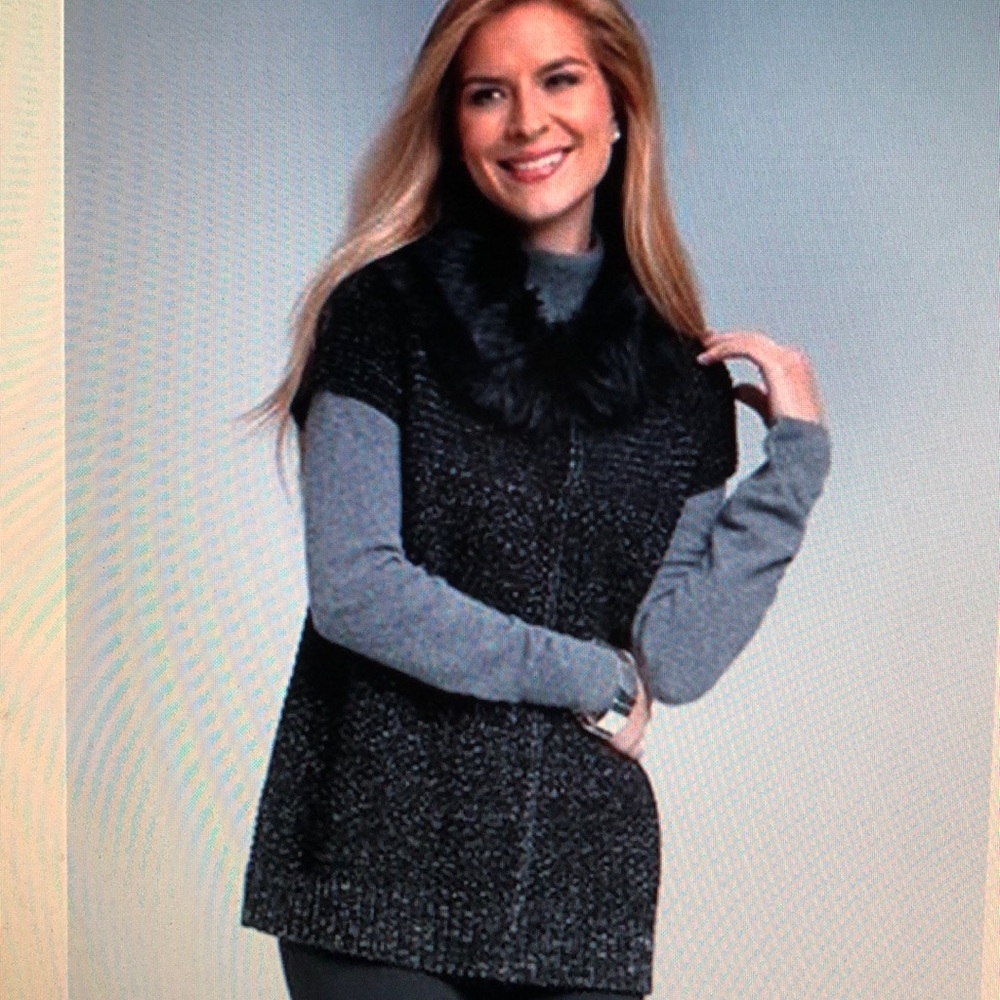 NWT Macy's Style & co Black Vest Cardigan Fur New
